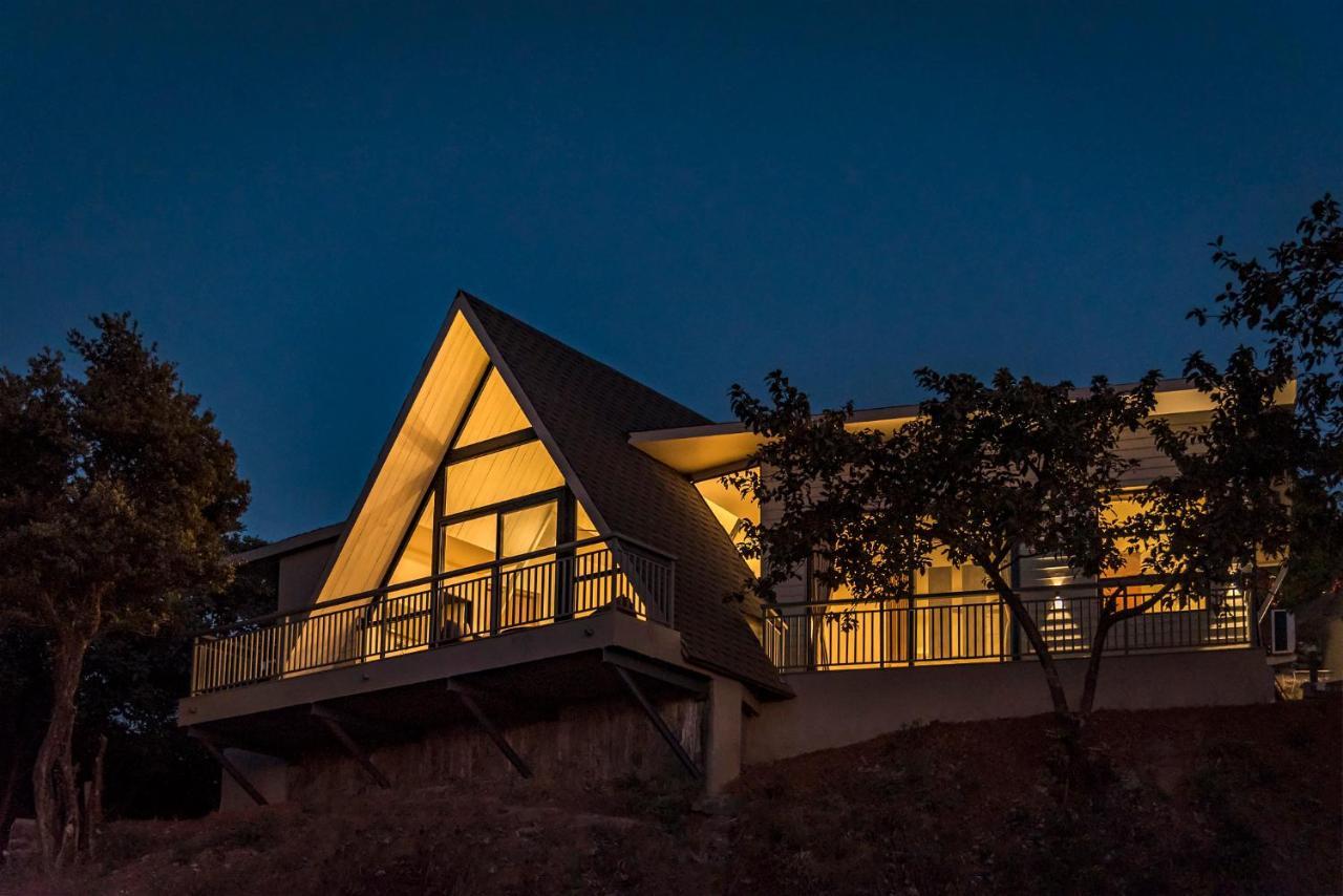 Saffronstays Harrier Crest, Lonavala - A Frame Villa With Bathtub Serving Delicious Veg Food Buitenkant foto