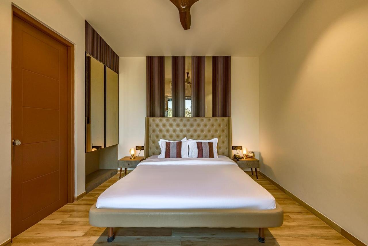 Saffronstays Harrier Crest, Lonavala - A Frame Villa With Bathtub Serving Delicious Veg Food Buitenkant foto